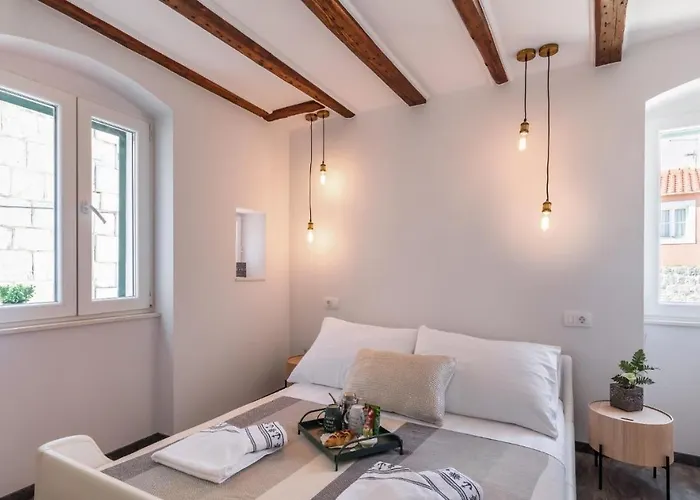 Kika Luxury Oldtown Lägenhet